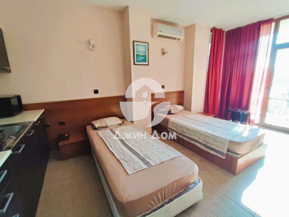 Продава се Хотел в к.к. Слънчев бряг - 230 кв.м за 2044 €/кв.м - Снимка #2