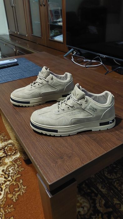 Чисто нови Обувки