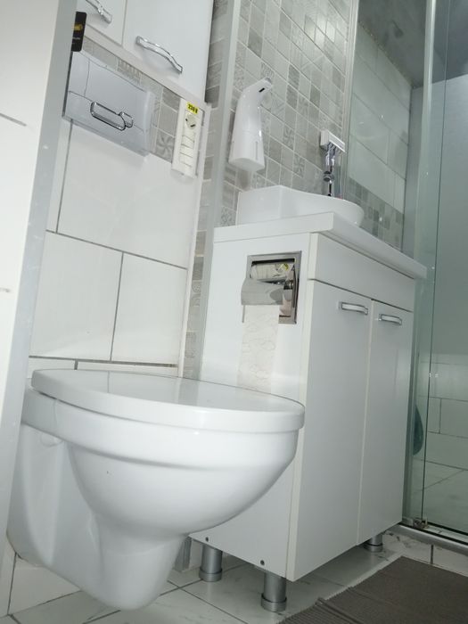 Apartament de vânzare. Doar te muți în el.
