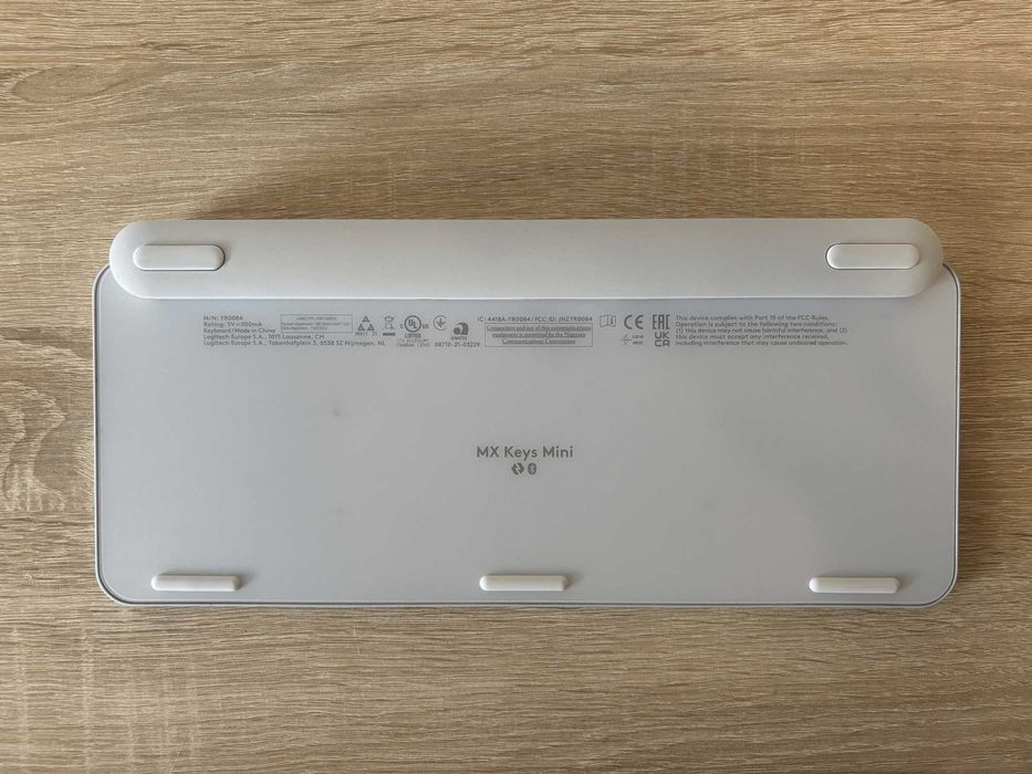 Tastatură Logitech MX Keys Mini iluminată, wireless / Bluetooth