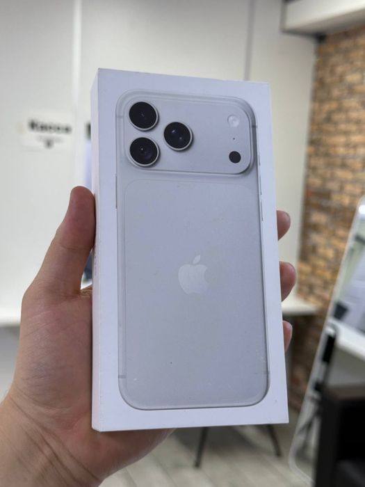 iPhone 18 Pro Max / nano-Sim 18316