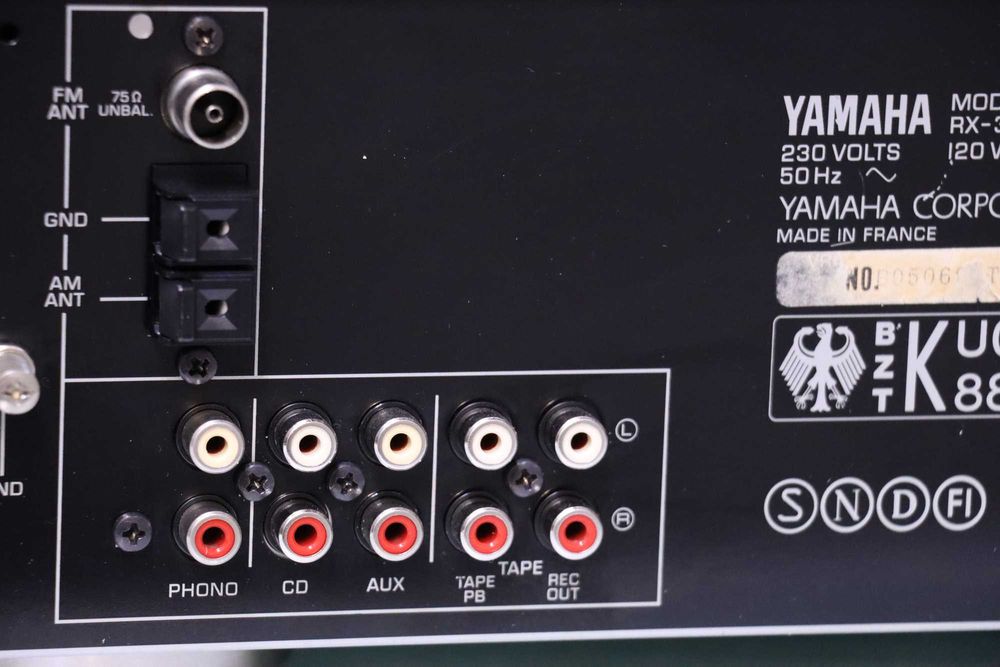 Statie/Tuner Yamaha RX-385,RX-396RDS.