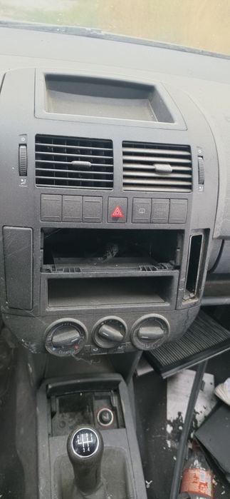 Фолксваген Поло МК4 1.2 64кс на части VW Polo Mk IV 1.2 64hp na chasti