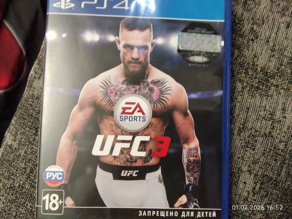 Диск для Playstation 4 с игрой UFC 3