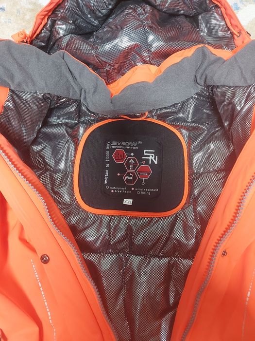 Продам горнолыжный костюм