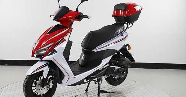 Scuter RDB Spider 50cc 2025 - Permis B - 220 lei/saptamana