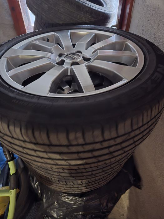 Продавам джанти с гуми 19 цола за  Рейндж Роувър/ Range Rover