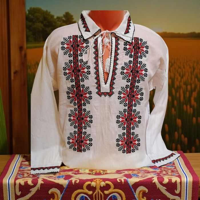 Ie pentru barbati, cu maneca lunga, frunze rosii in fata