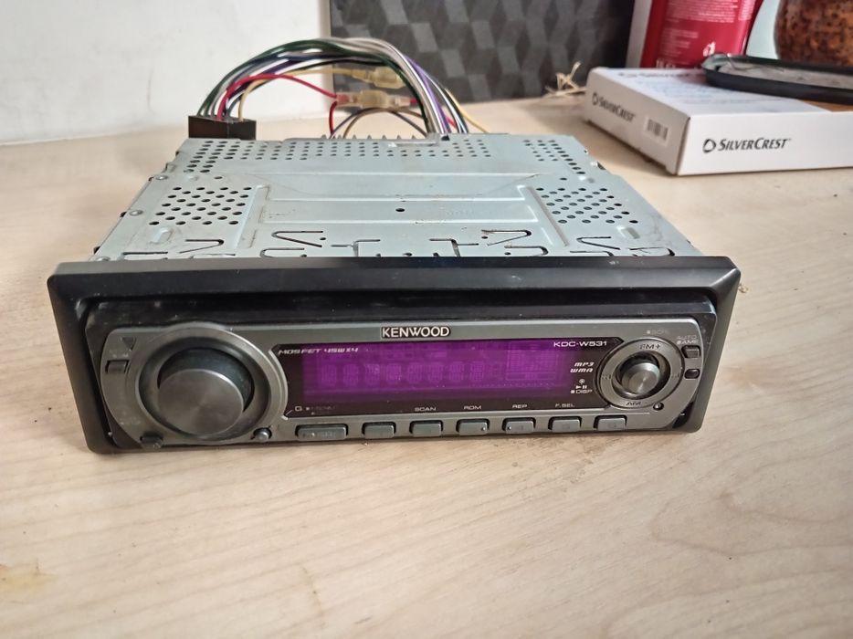 MP3/CD авто плеър KENWOOD 4X45W