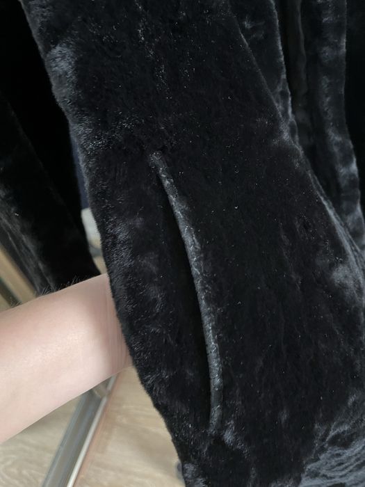 Продам мутоновую шубу