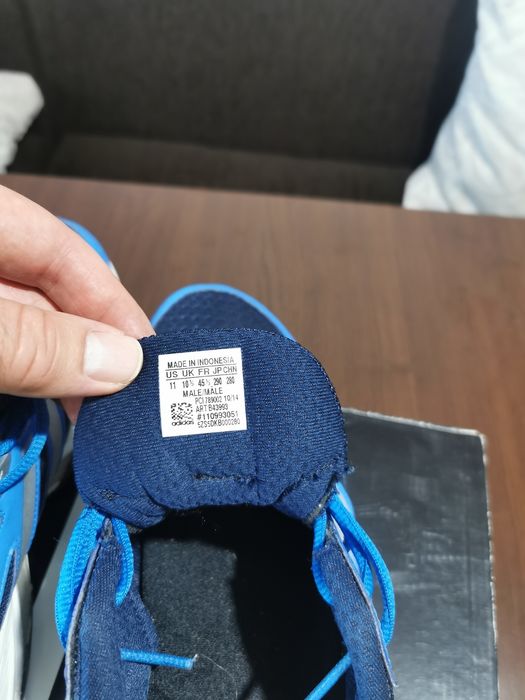 Маратонки Adidas