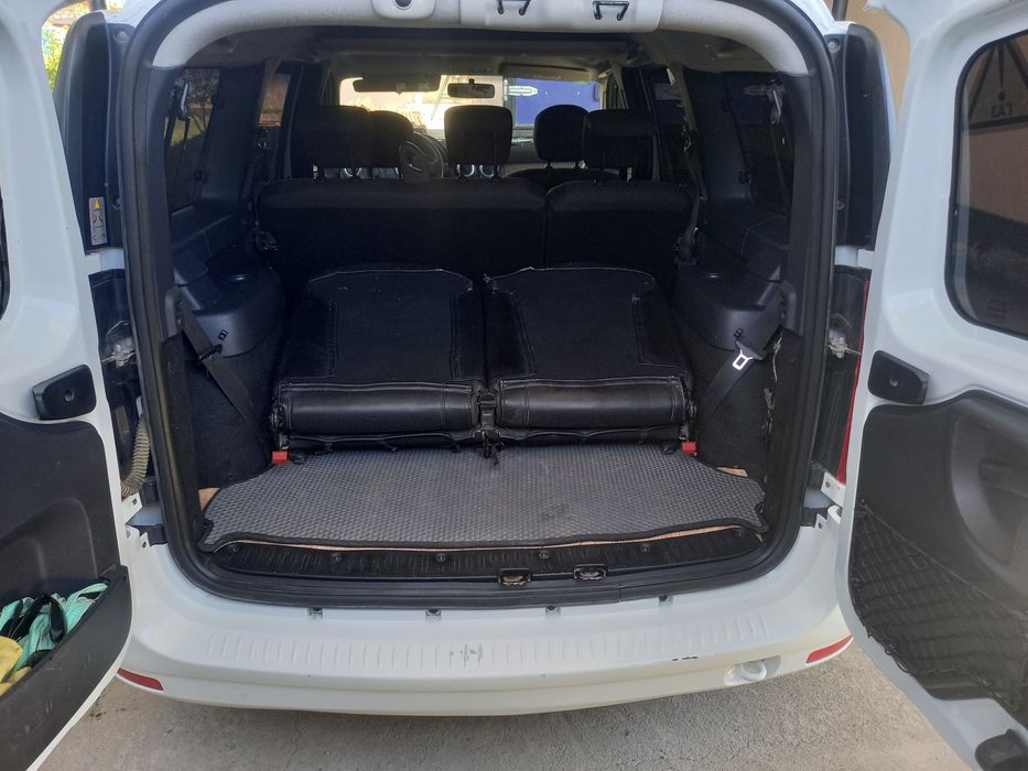 Ларгус 7 орындык