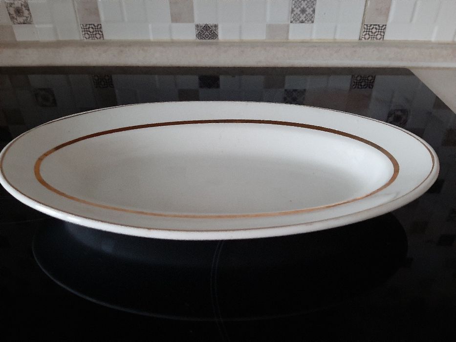 тарелки и разная посуда ЛИСТАЙ