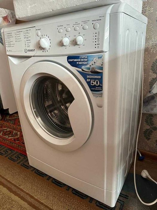 Стиральная машина Indesit