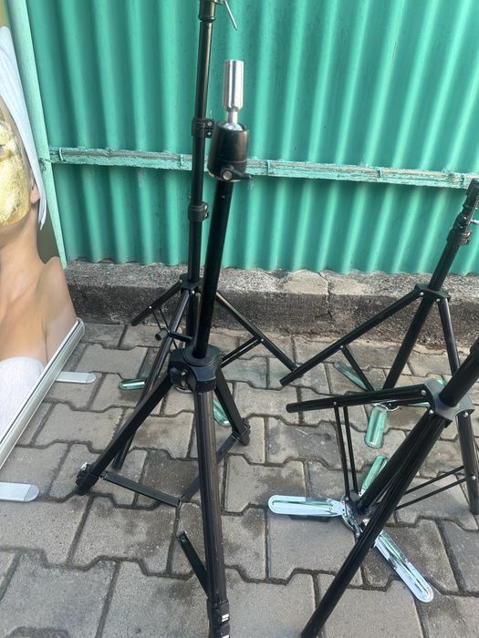 тринога (штатив)