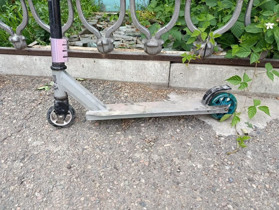 Трюковой самокат