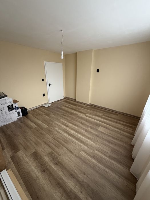 ПРОДАВА СЕ: Чисто нова реновирана къща на 10 км от София – с. Люлин ОПИСАНИЕ: