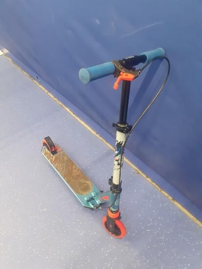 Trotinetă cu Suspensie şi - produs resigilat - (SecondHand) Decathlon