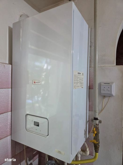 Apartament 3 camere 1990, parter inalt Str. Babadag