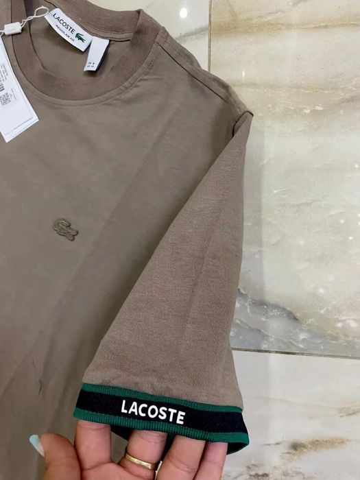 Tricou Lacoste bej