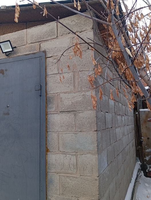 Продам дом на разбор.