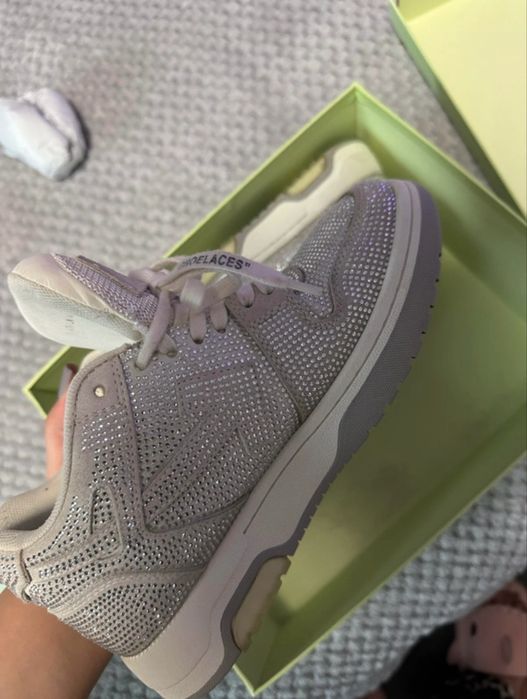 off white out of office cu pietre