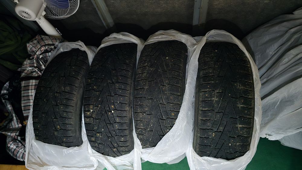 Продам шины 235/55/18