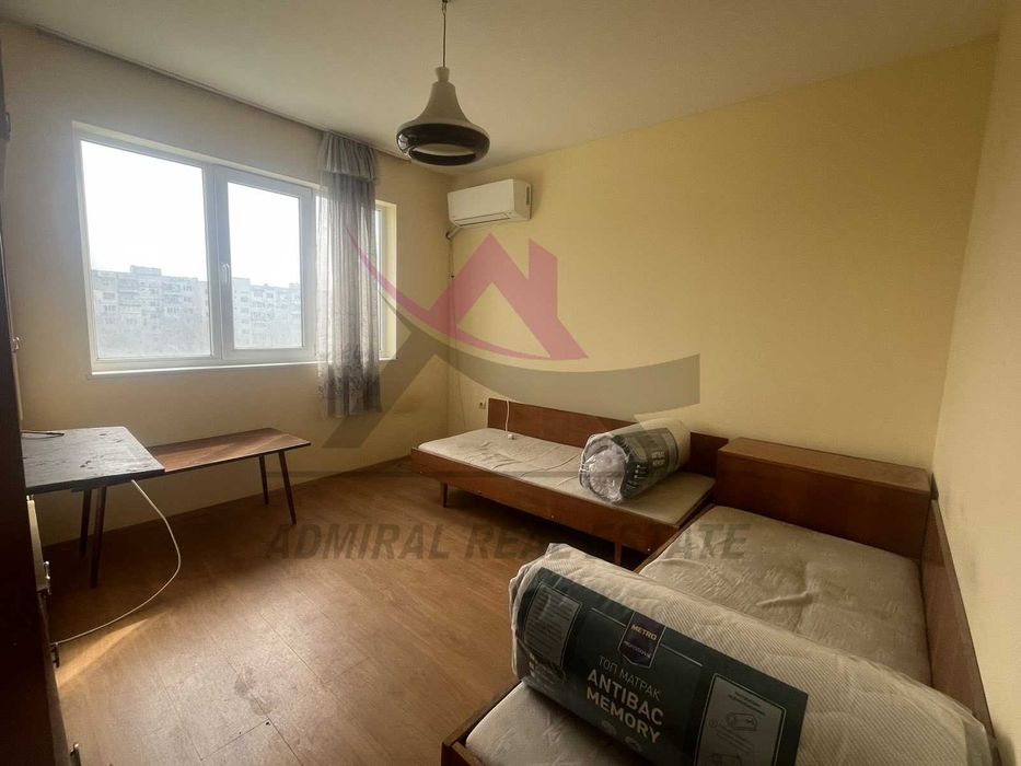 Атрактивен тристаен -Възраждане 2