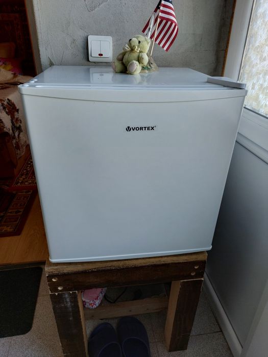 Mini Frigider în garantie