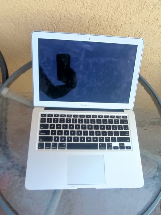 Лаптоп MacBook Air 1368 за части