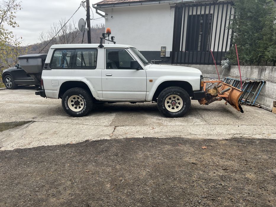 Nissan Patrol Y60, echipat deszapezire