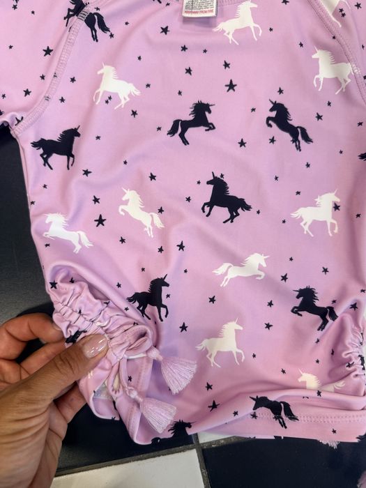 Дрешки Zara и Next