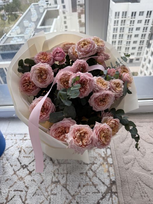 Продам букет вчерашний