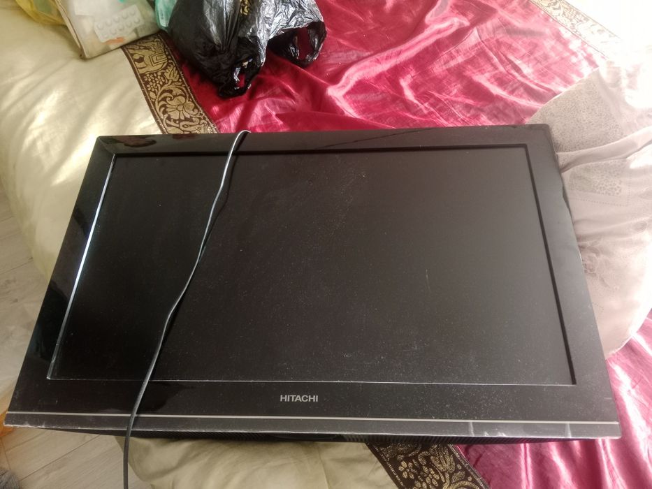 Продам телевизор работает отлично