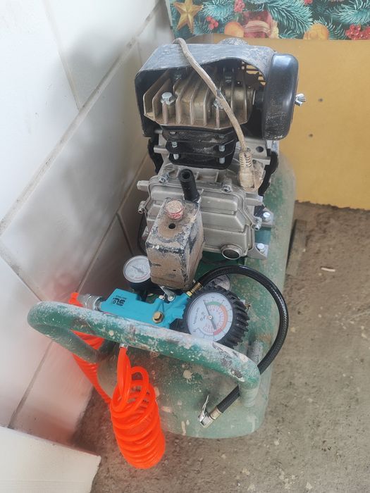 Компрессор бу 50л