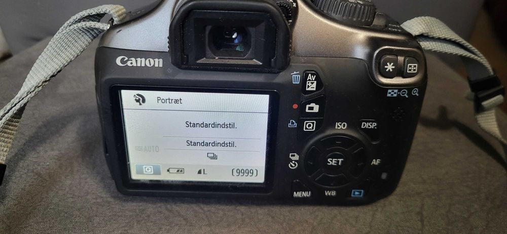 Canon EOS 1100D 12.2Mp Aparat foto fuctional