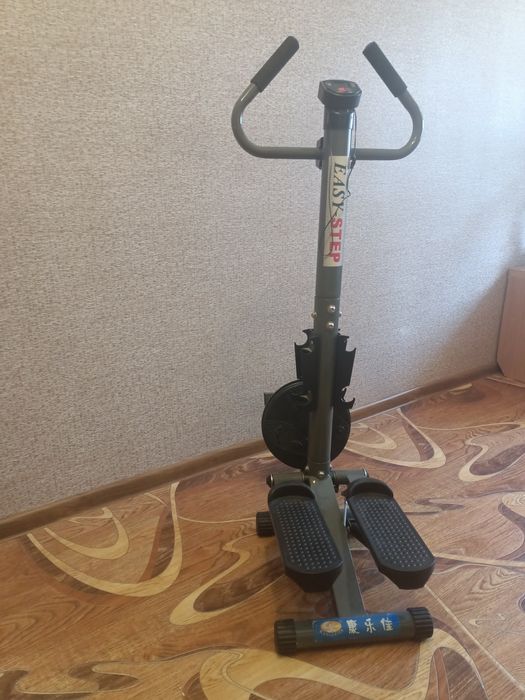 Продам степ тренажер.