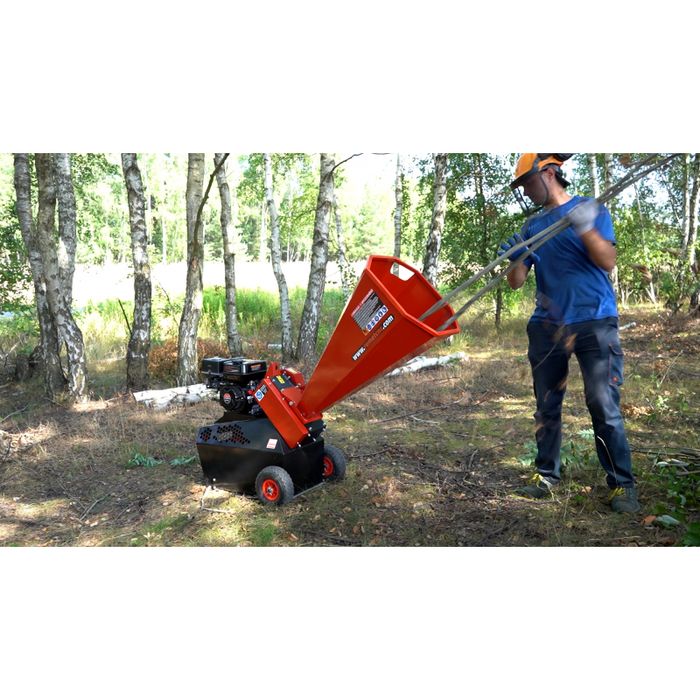 Tocător crengi benzina RS 60