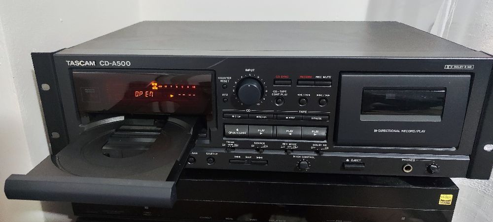 Cd player Tascam cd -a500