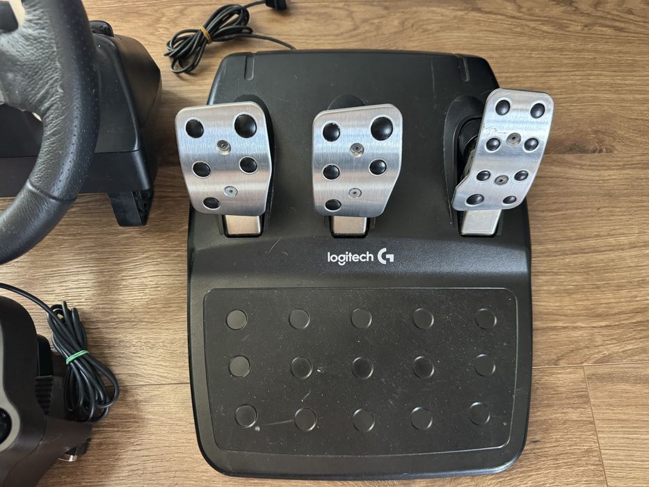 Волан / Симулатор Logitech G920