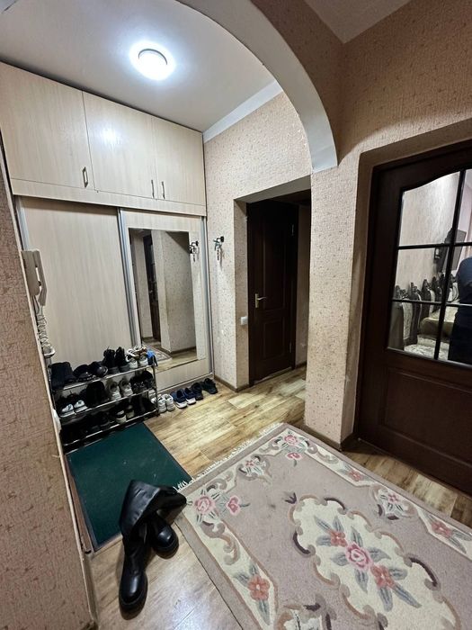 Продаётся на Карасу-4 3ком