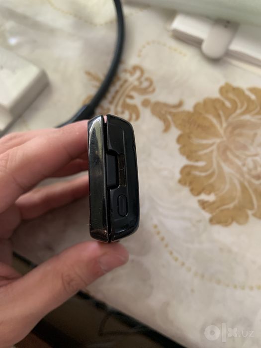 Nokia 8800 sirocco ишлайди