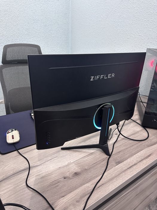 Igravoy Monitor curved 27 tali 180hz (изогнутый монитор)