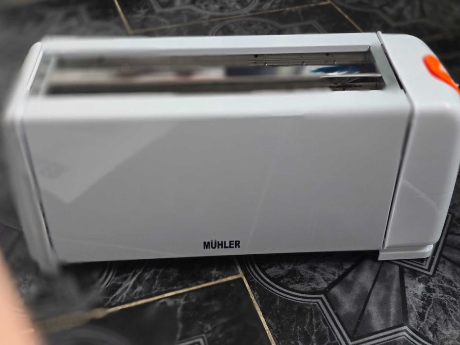 Голям тостер за препечени филийки