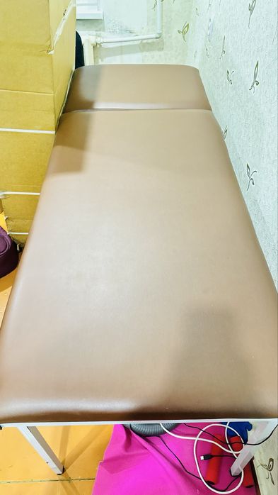 Кушетка крепкая хорошая