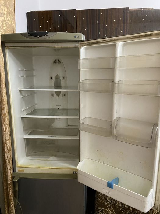 холодильник нерабочий