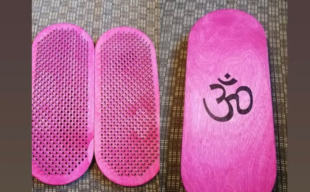 Доска садху гвозди