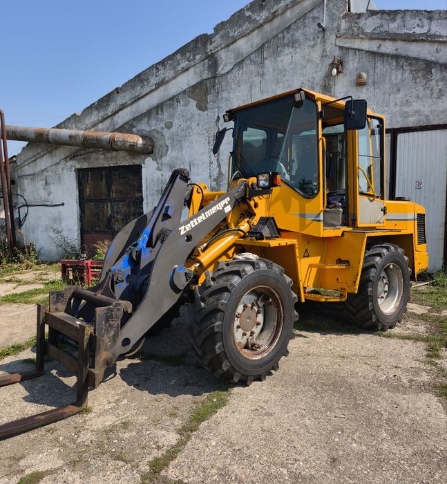 Încărcător frontal vola Zettelmeyer ZL1002=Volvo L45