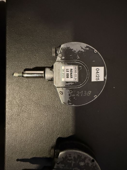 Mahr Ceas comparator super precis