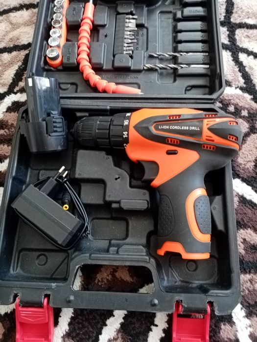 Продам шуруповёрт.